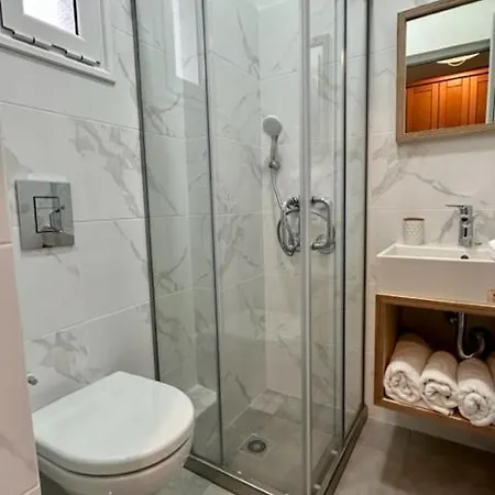 شقة فندقية Lia