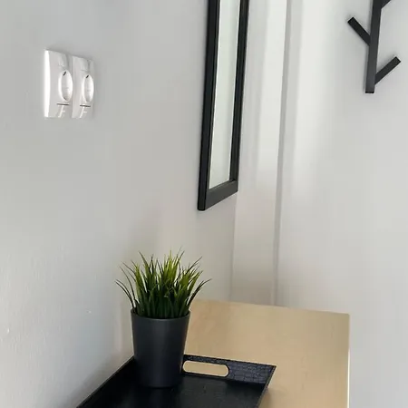 Lia 4* لوترا إديبسو